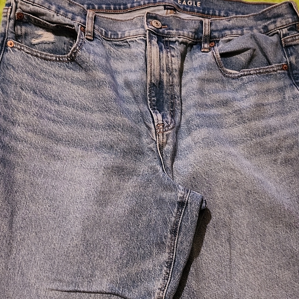 American Eagle Outfitters Relaxed Fit Blue Jeans